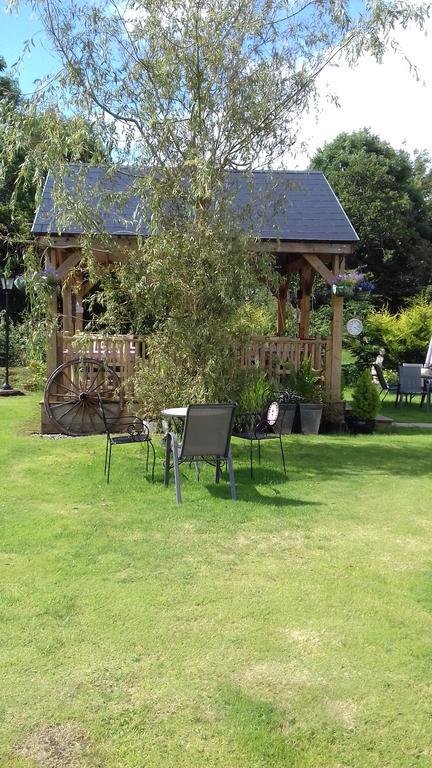 Woodlands House Bed & Breakfast Farranfore Exterior photo